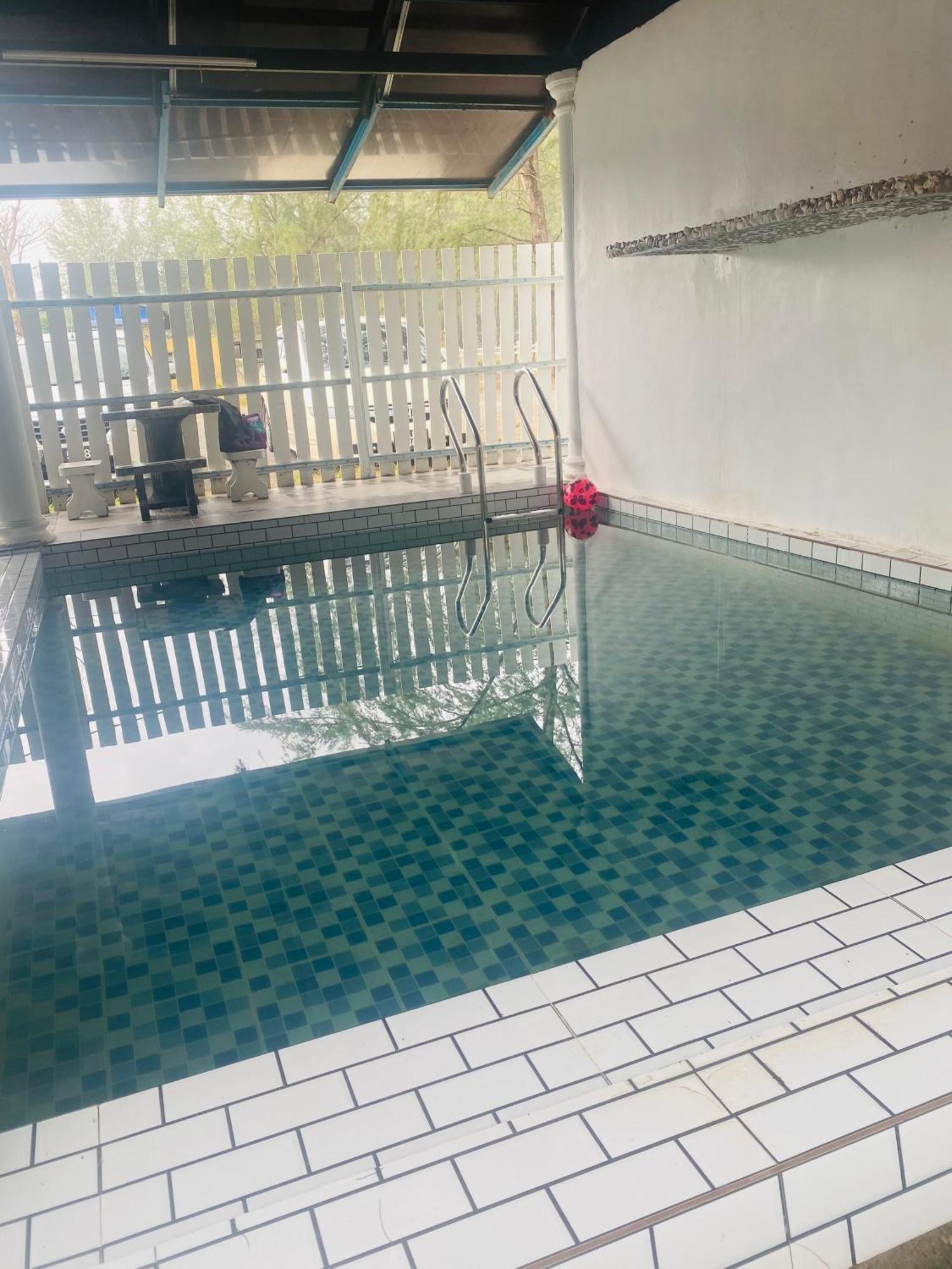 Paka Tamim Seaview Hotel Buitenkant foto