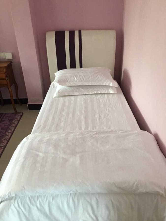 Paka Tamim Seaview Hotel Buitenkant foto